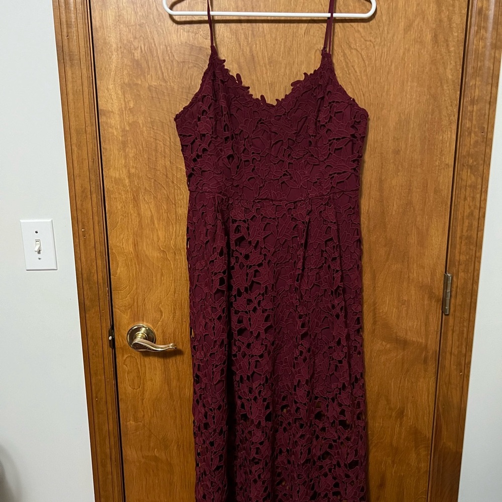 Elegant Burgundy Lace Dress